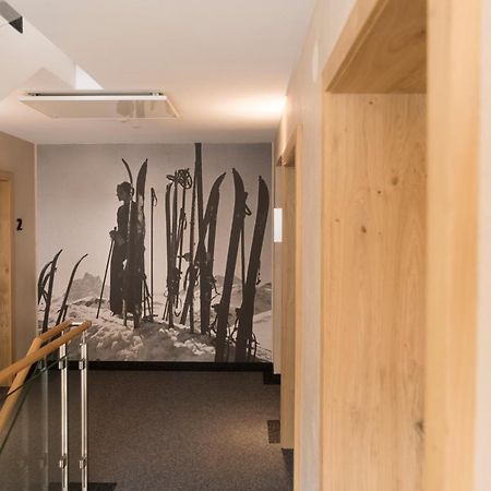 Arula Gmbh Apartment Sankt Anton am Arlberg Bagian luar foto