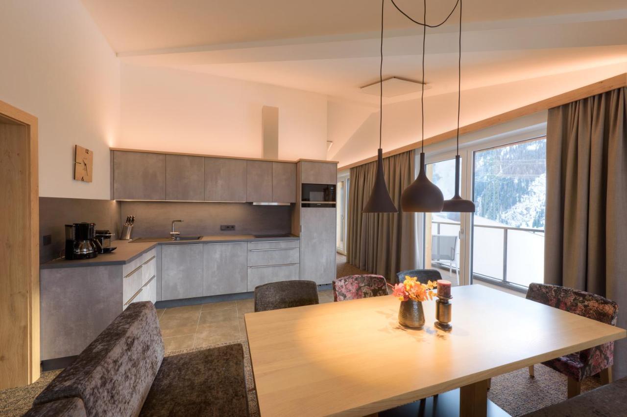 Arula Gmbh Apartment Sankt Anton am Arlberg Bagian luar foto